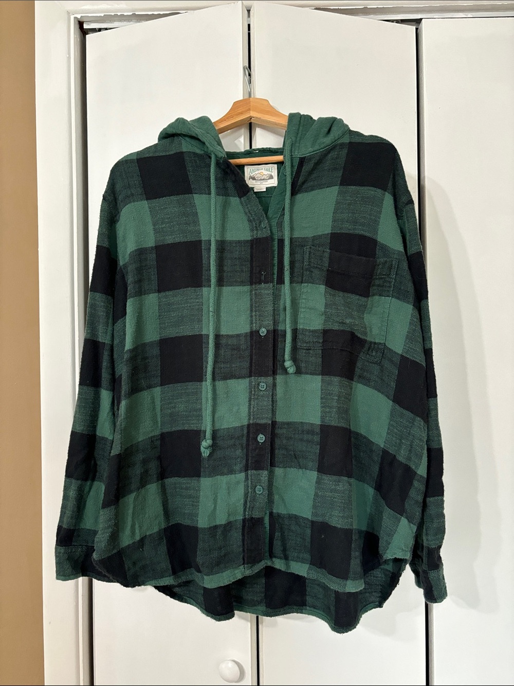 American eagle Green and Black Plaid Hooded Button-Up flannel shirt